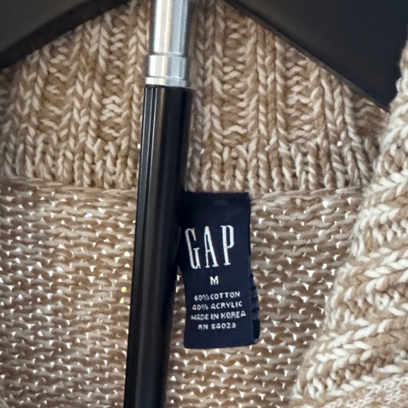 GAP Tan Knit Cardigan - Picture 2 of 3